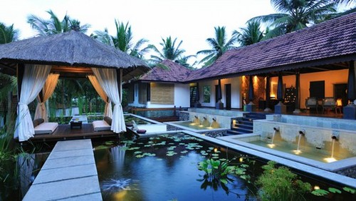 Kerala Hotel Booking